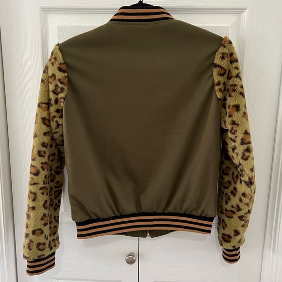 Balboa Fashion Leapoard Print Varsity Style Jacket Women’s Size Small - Picture 2 of 5